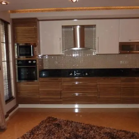 Villa Luxor *